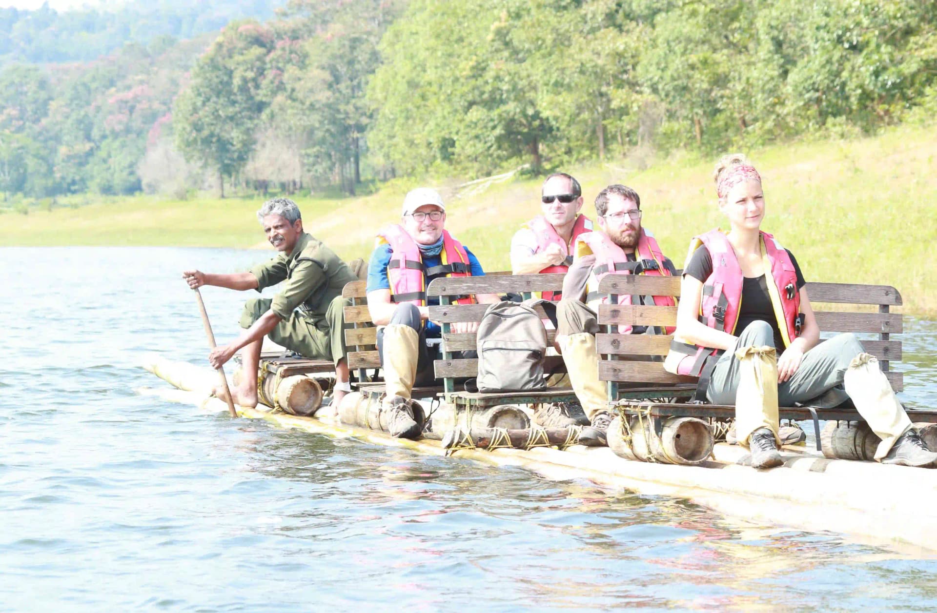 Periyar Bamboo Rafting – Half Day — photo 2