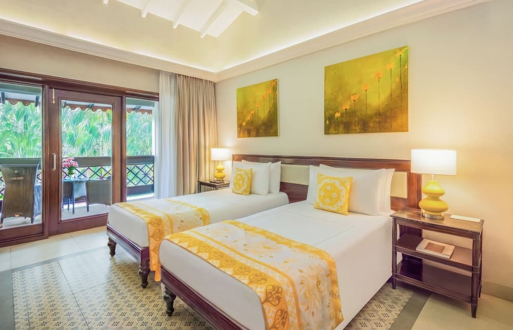 Superior Room Garden View With Balcony Twin Bed — photo 1