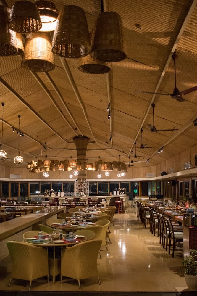 Taj Holiday Village Resort & Spa — photo 11