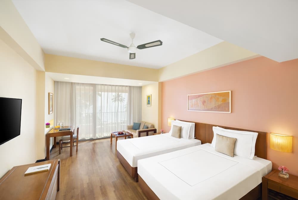 Superior Room Garden View King bed — photo 1
