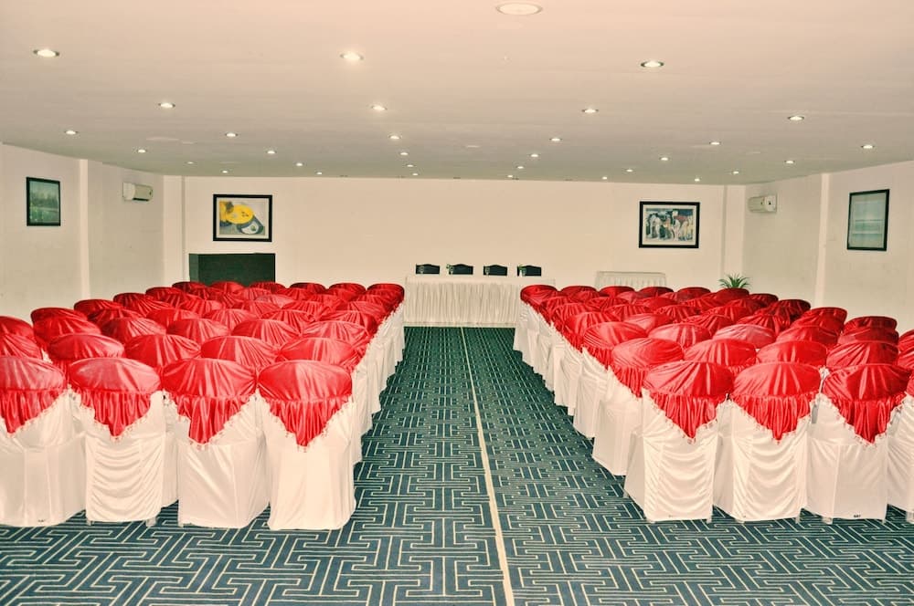 Hotel Clarks Collection Bhavnagar — photo 33