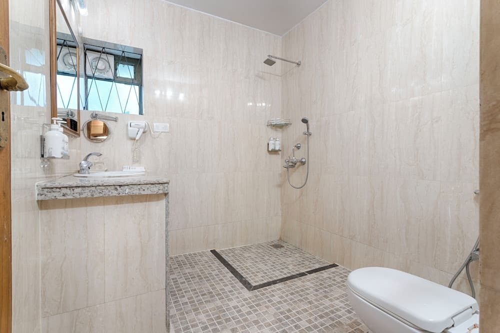 De Mandarin Beach Resort Suites & Villas — photo 44