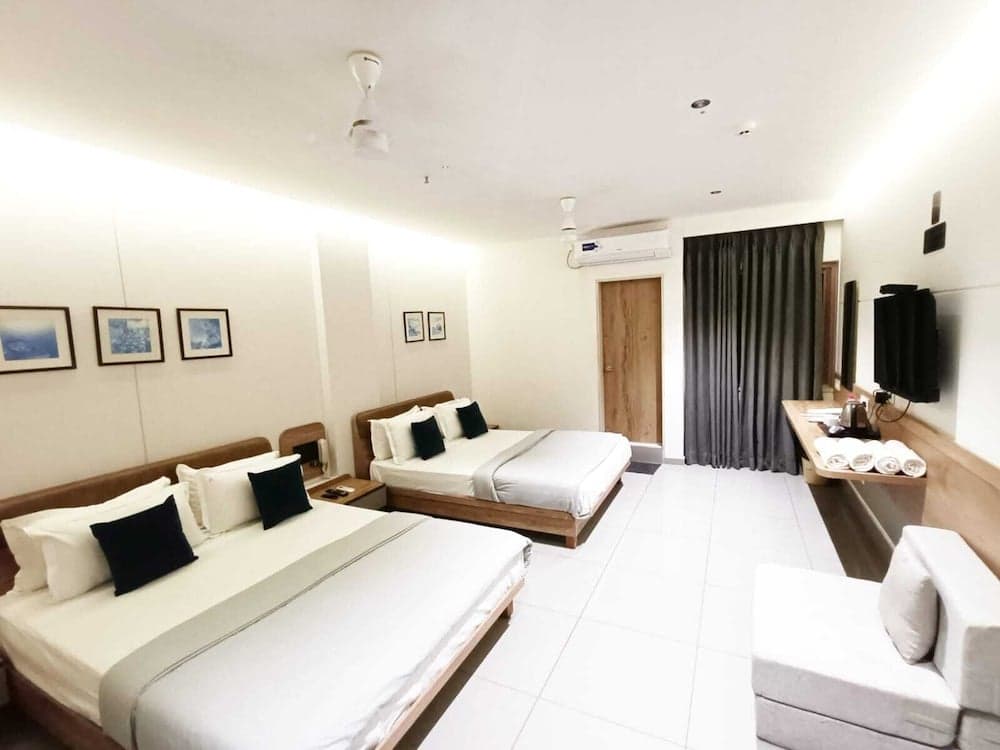 Hotel Kant by GoHotels - Near Shree Dwarkadhish Temple — photo 19