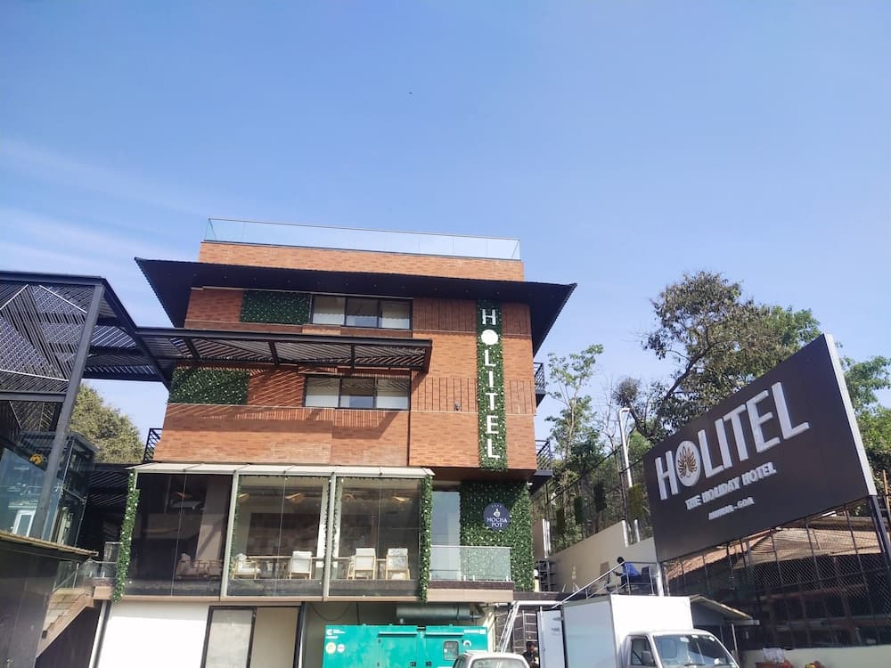 HOLITEL ANJUNA GOA — photo 39
