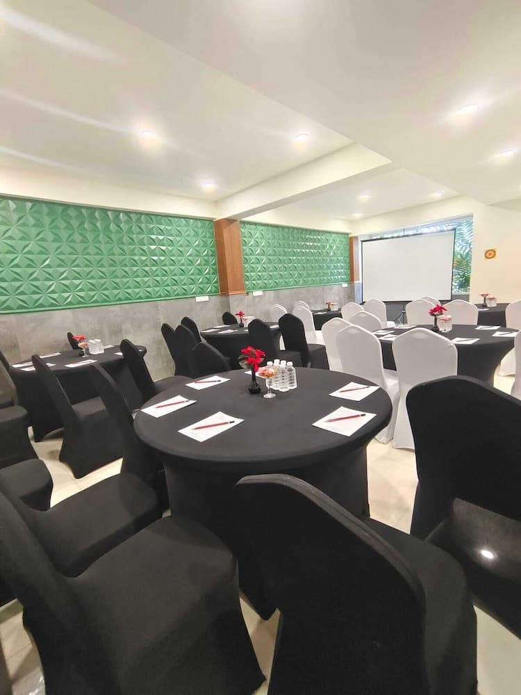 Grand Continent Anjuna A Sarovar Portico Affiliate Hotel — photo 12