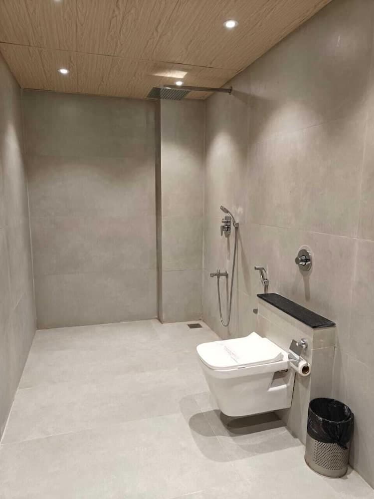 Hotel S Crown Somnath — photo 17
