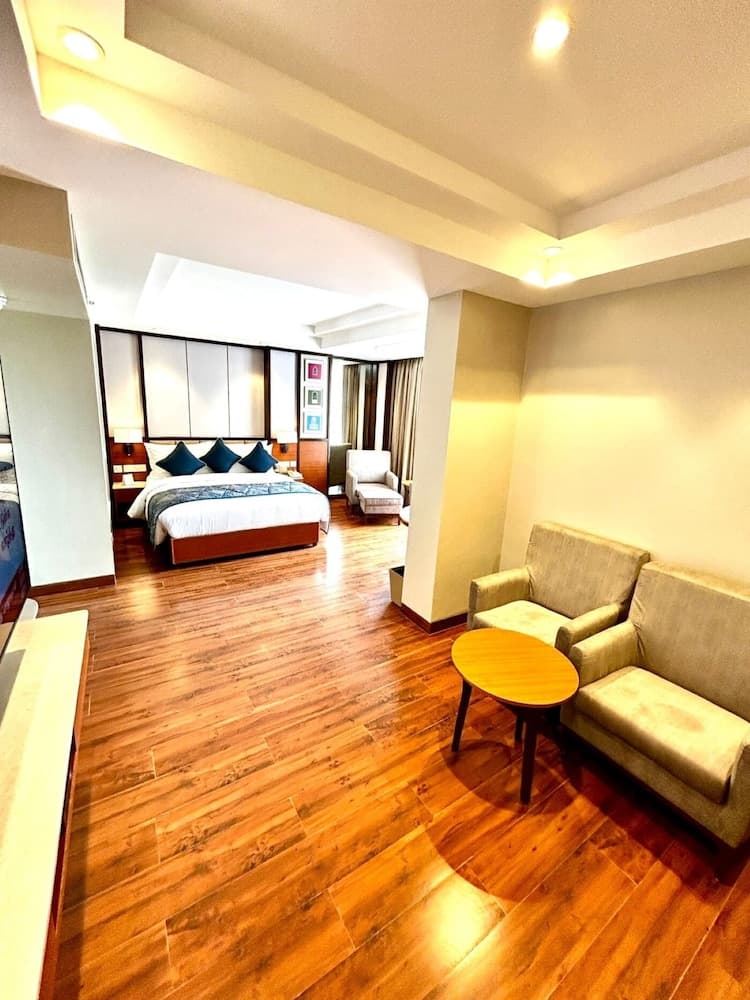 Fortune Select Candolim, Goa - Member ITC Hotels' Group, CANDOLIM