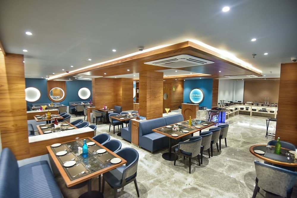 Kings Kraft Tremezzo Inn Somnath — photo 21
