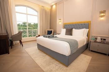Signature Room — photo 1