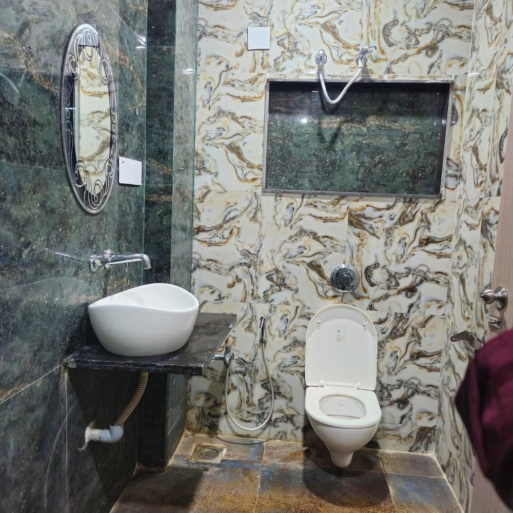 Hotel Lord Krishna Dham — photo 11
