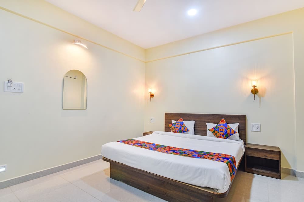 Fabhotel Baga Tulip — photo 11