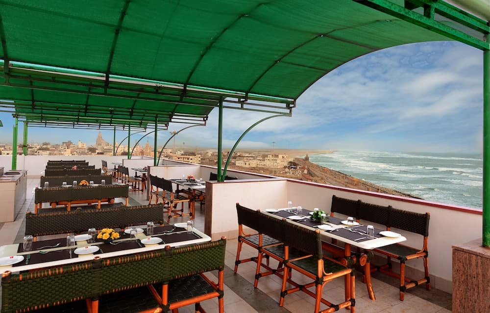 Dwarikadish Lords Eco Inn Dwarika — photo 19