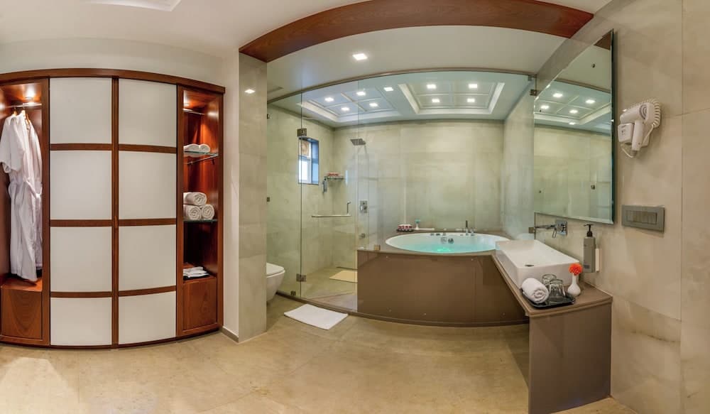 Studio Suite — photo 1