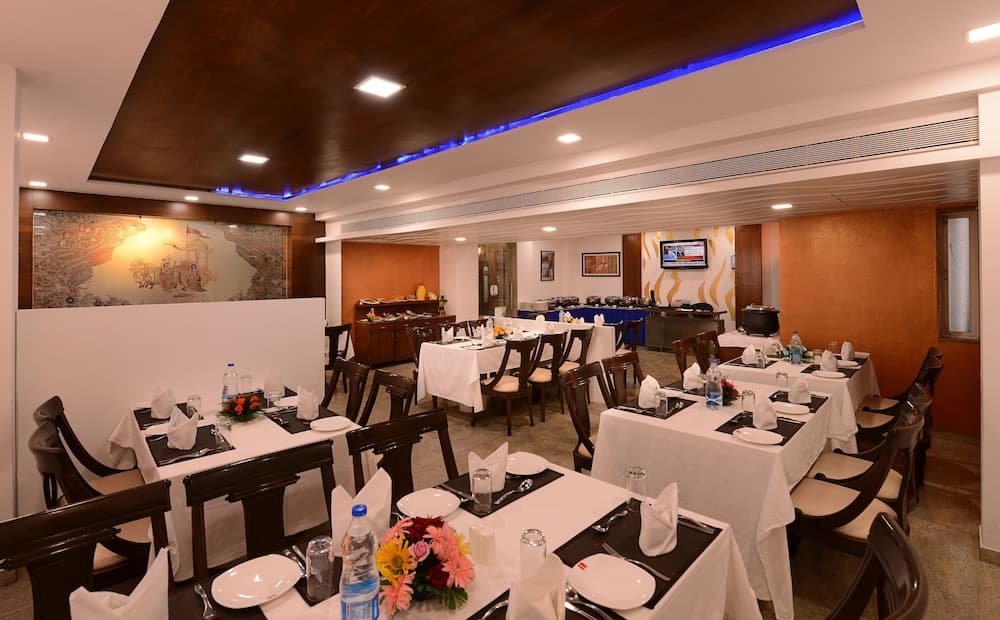 Dwarikadish Lords Eco Inn Dwarika — photo 18
