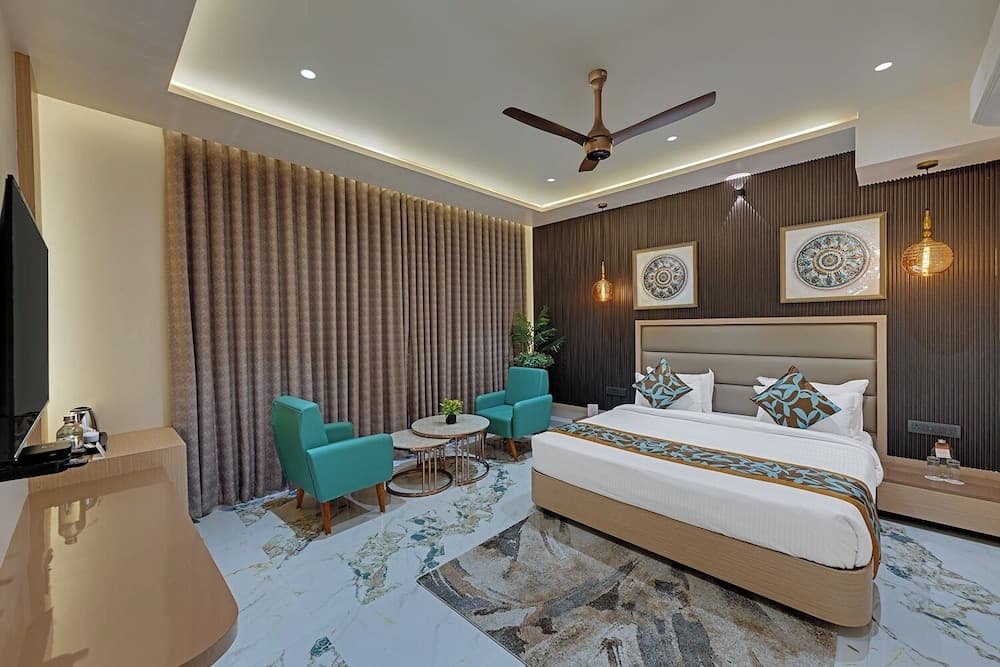 CLAY Royal Comfort by Soil to Soul, DWARKA