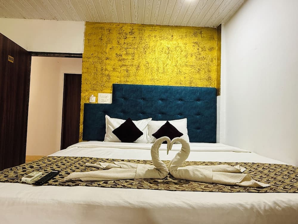 Candolim Sands — photo 19
