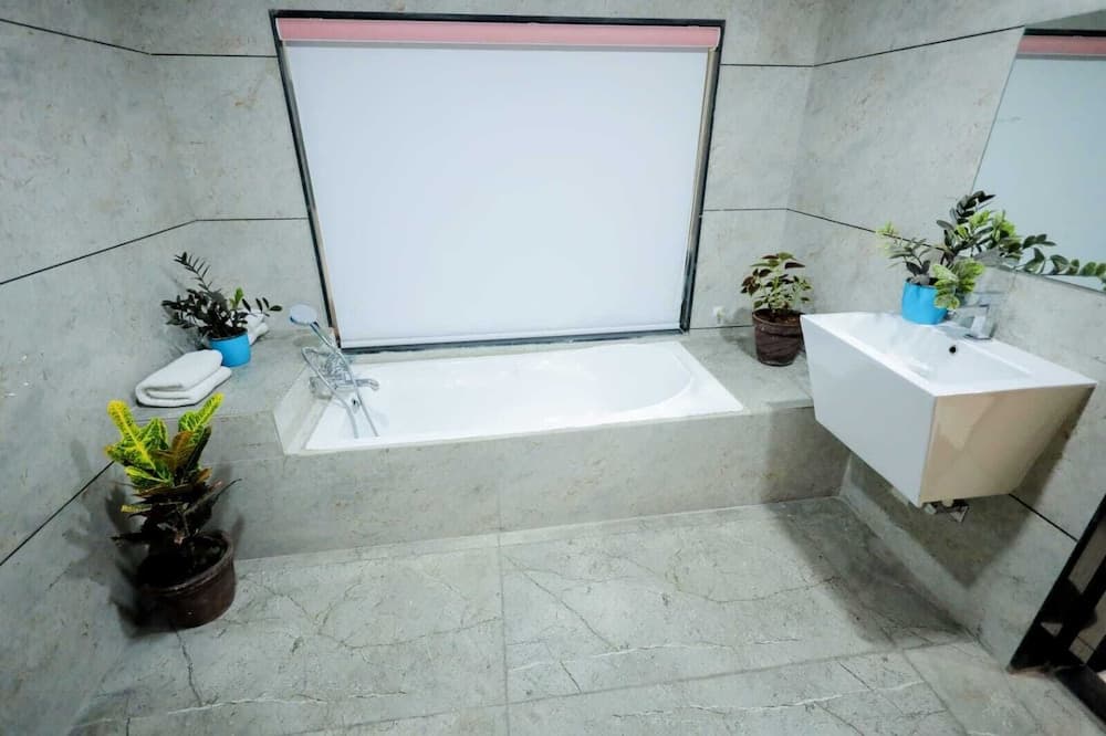 Hotel The Premier Somnath — photo 11