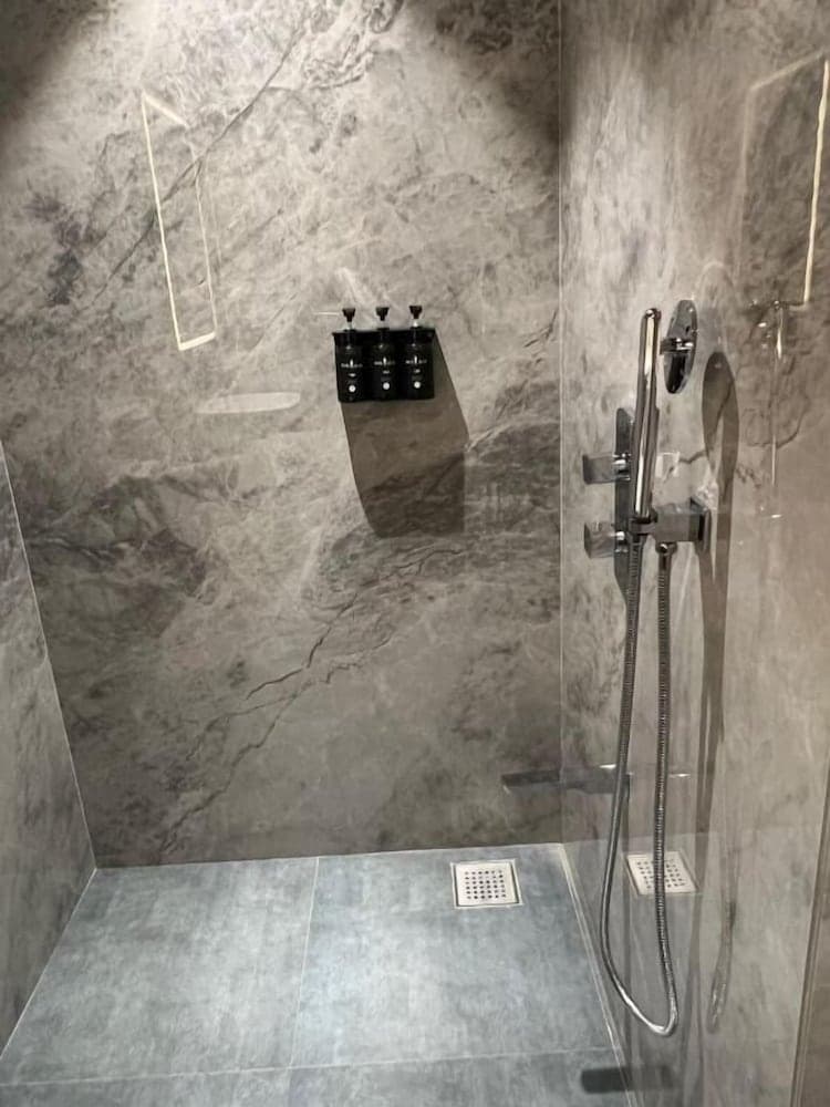 Executive Room, City View — photo 1