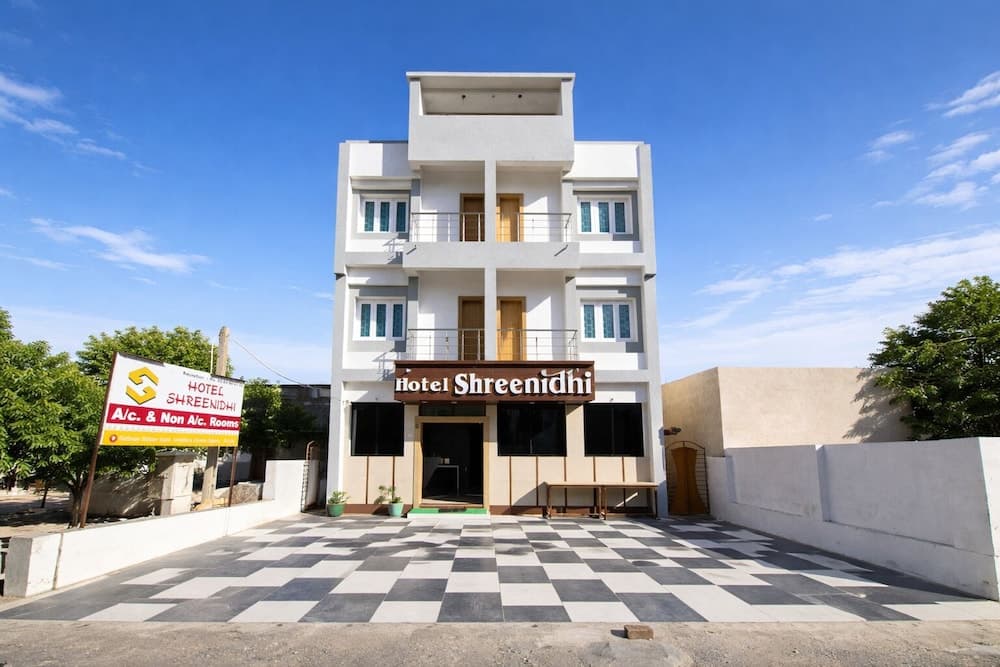 GoHotels Shreenidhi Dwarka — photo 19