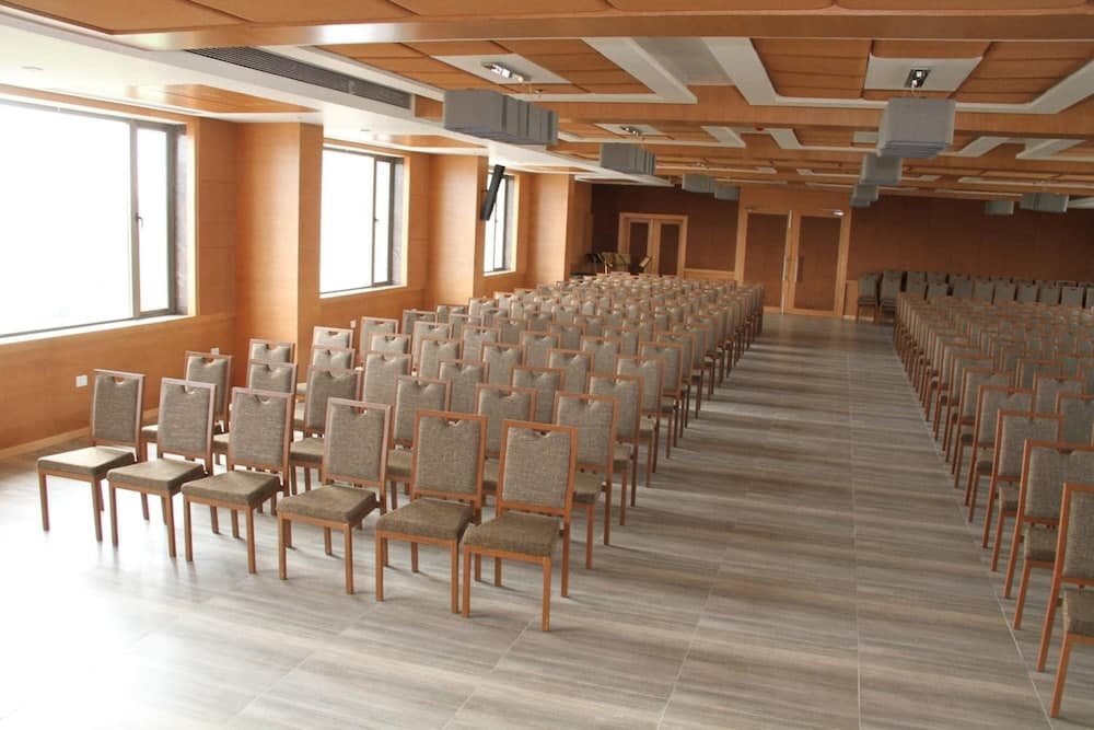 The Fern Residency Somnath — photo 25
