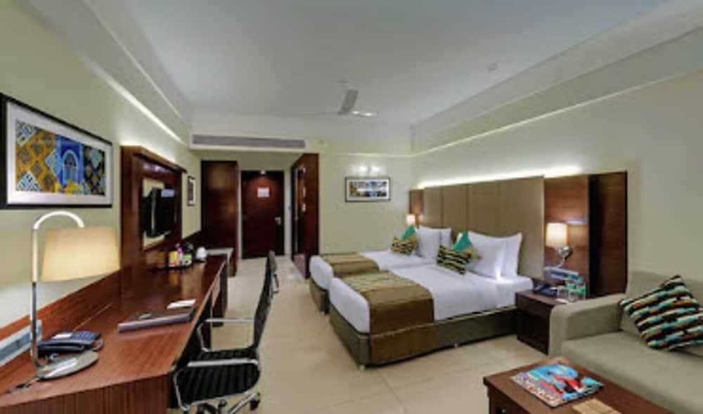 The Fern Kadamba Hotel & Spa Goa, Panjim, Series by Marriott — photo 11