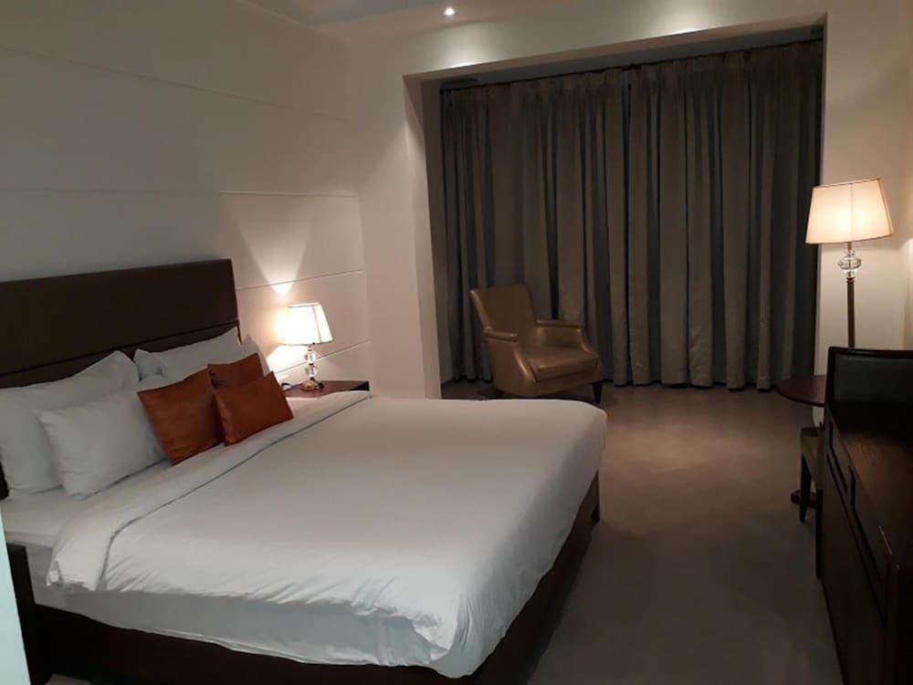 Lemon Tree Hotel Candolim Goa — photo 24