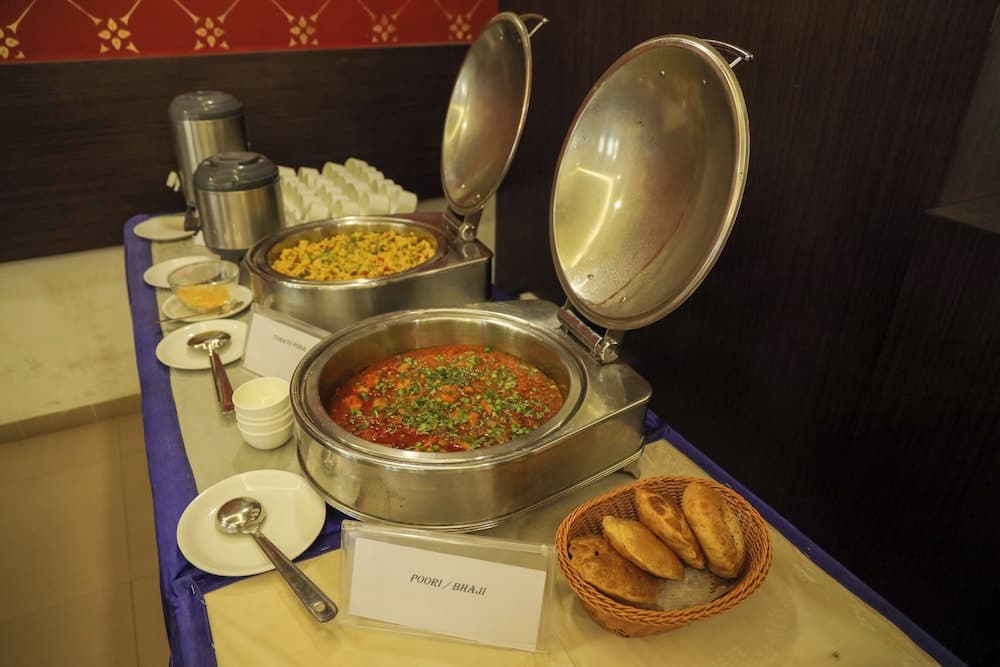 Goverdhan Greens Resort Dwarka — photo 30
