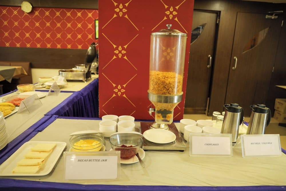 Goverdhan Greens Resort Dwarka — photo 25