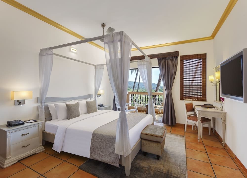 Lazy Lagoon, Baga A Lemon Tree Resort — photo 13