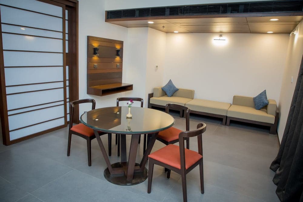 SinQ Prive — photo 24