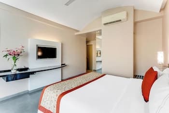 Balcony Room Main Building — photo 1