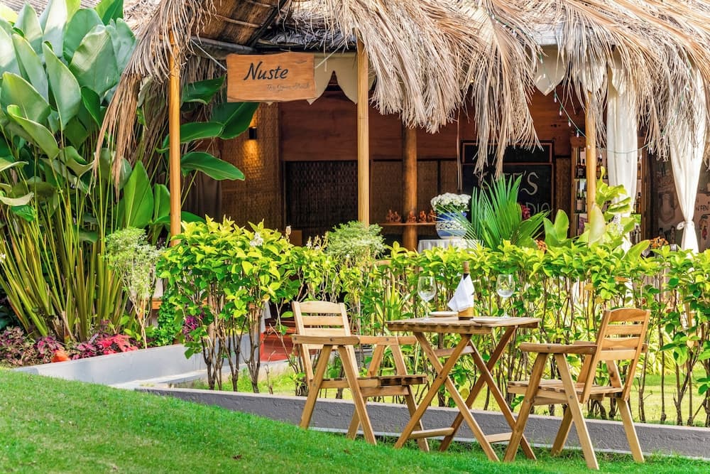 Whispering Palms Beach Resort — photo 76