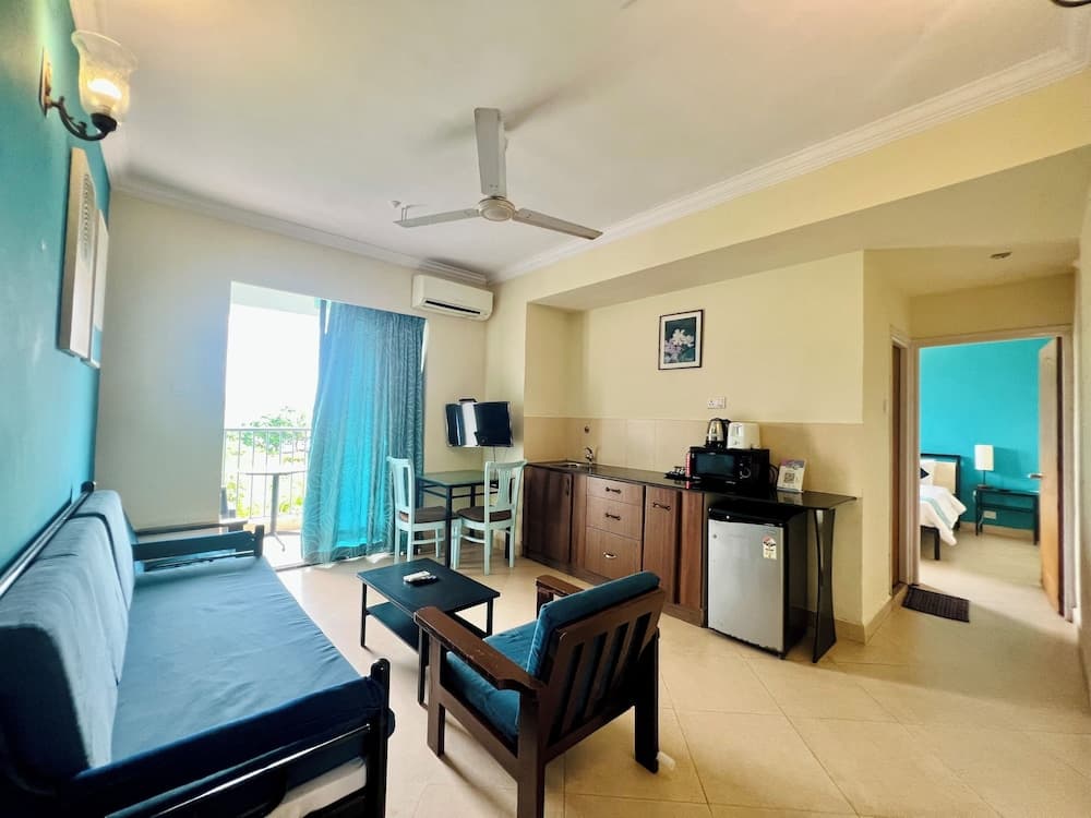 Superior Suite with Balcony — photo 1