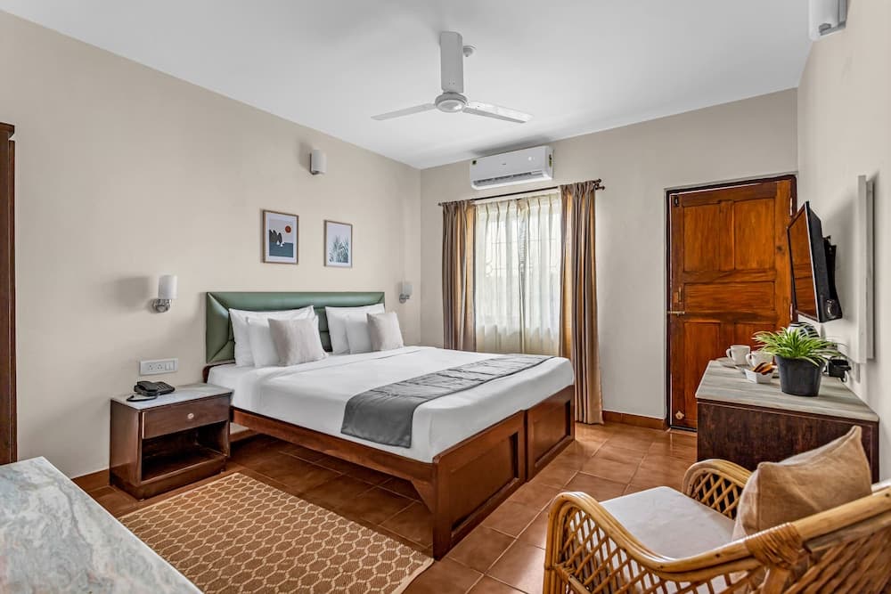 Deluxe Room, Balcony — photo 1