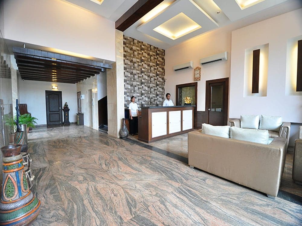 Dewdrop Le Seasons Beach Resort — photo 13