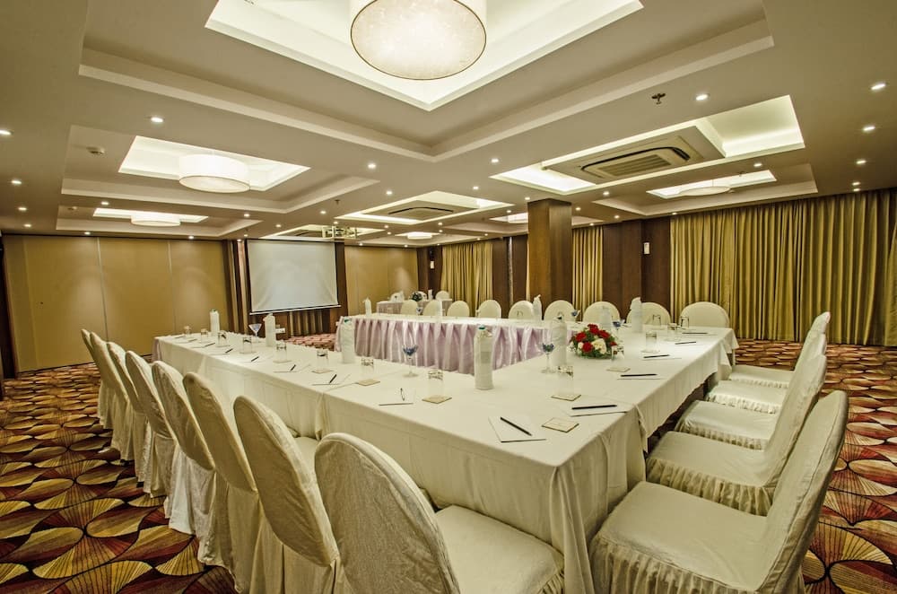 Hotel Calangute Towers — photo 33