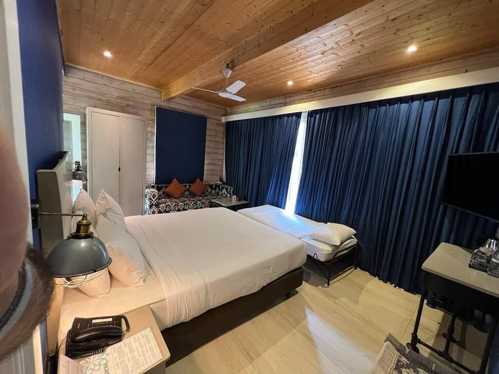 Living Room Beach Resort — photo 37