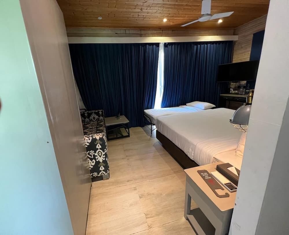 Living Room Beach Resort — photo 38
