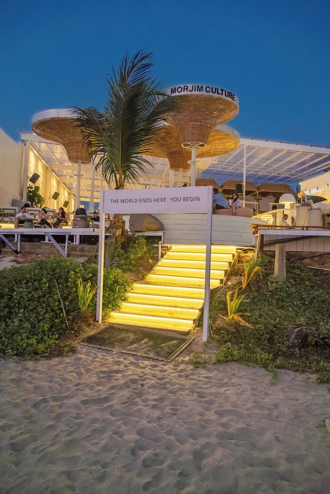 Living Room Beach Resort — photo 9