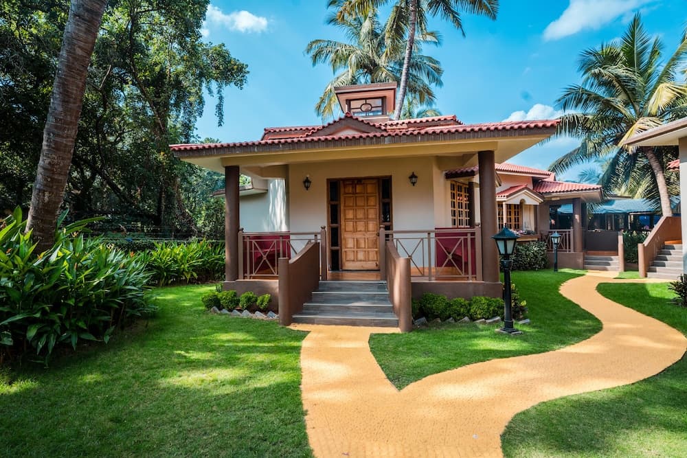 Leoney Resort, VAGATOR