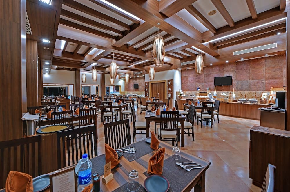 The Fern Gir Forest Resort, Sasan Gir - A Fern Crown Collection Resort — photo 38