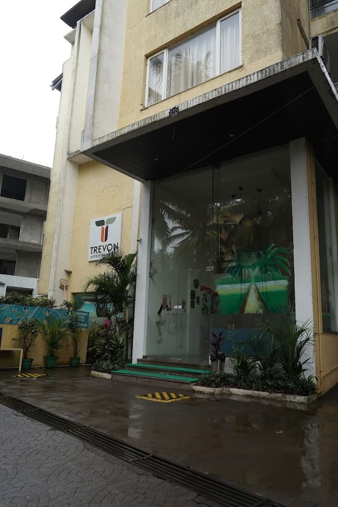 Trevon Hotels & Resorts Candolim Goa — photo 29