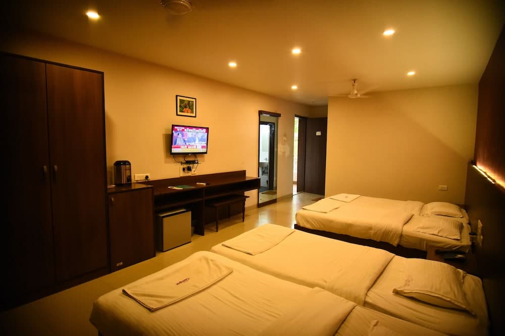 Hotel Campal — photo 64