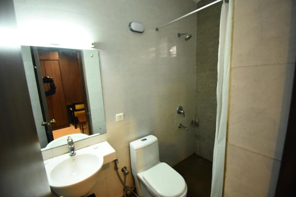 Hotel Campal — photo 19