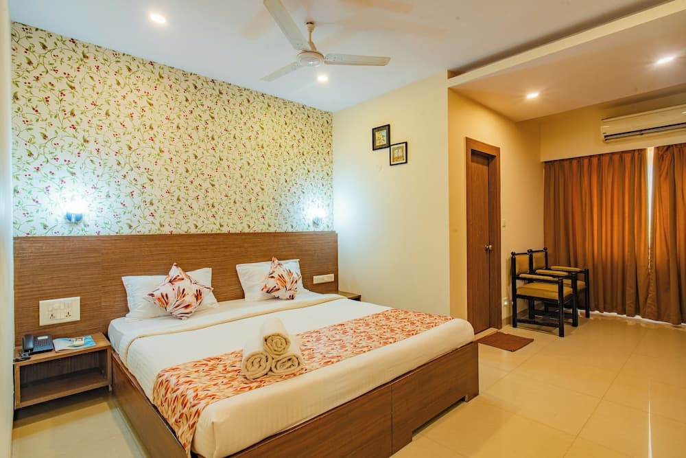 Hotel Campal — photo 11