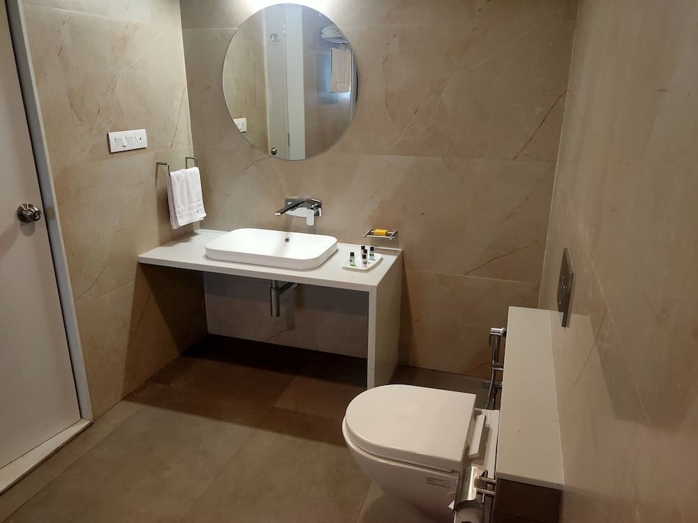 Queen Suite Room — photo 1