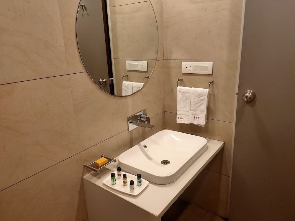 King Suite Room — photo 1