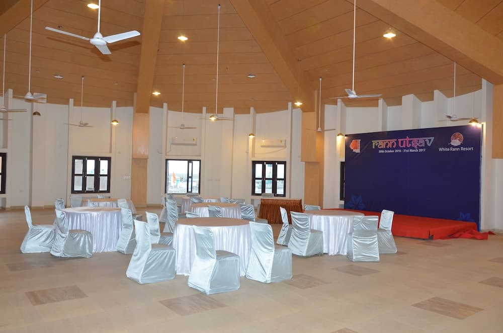 Praveg White Rann Resort Rann Utsav Dhordo — photo 24