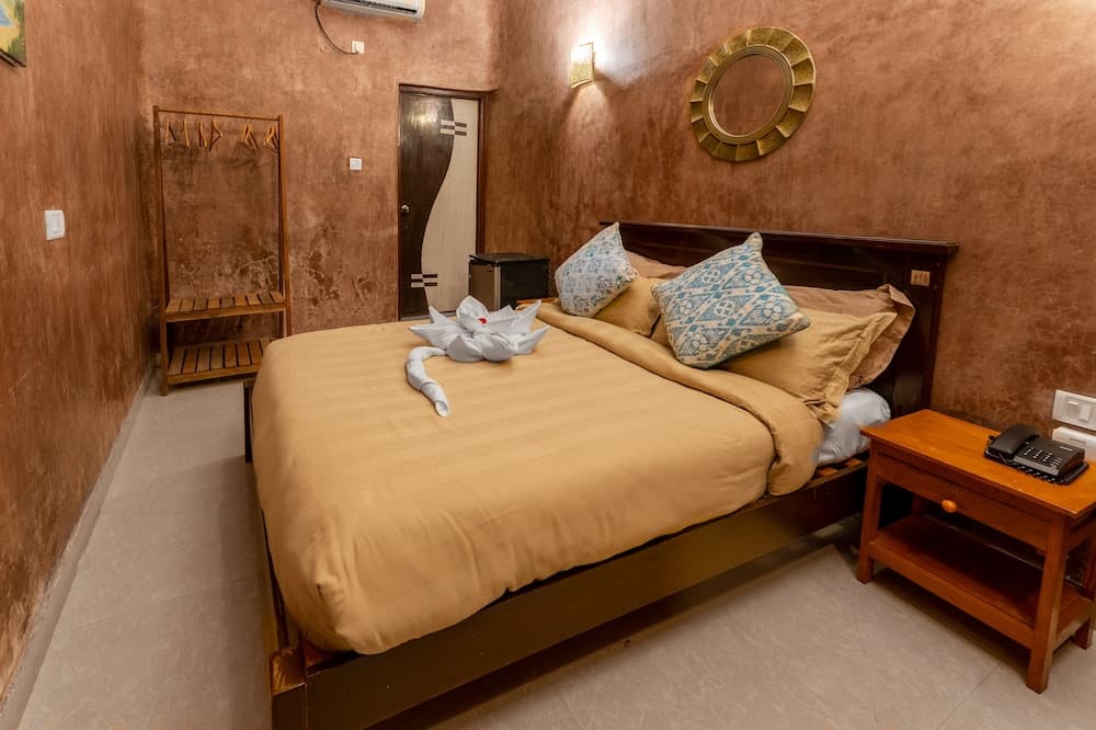 juSTa Morjim Beach Resort - 80 steps from Morjim Beach, MORJIM