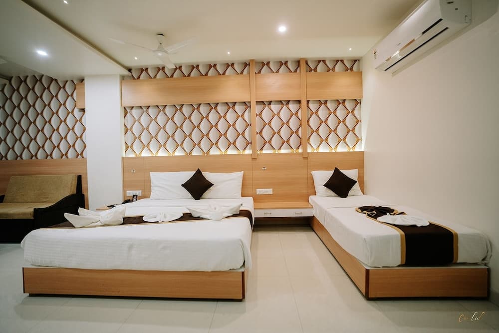 Daksh The Madhuvan Suites Dwarka — photo 12